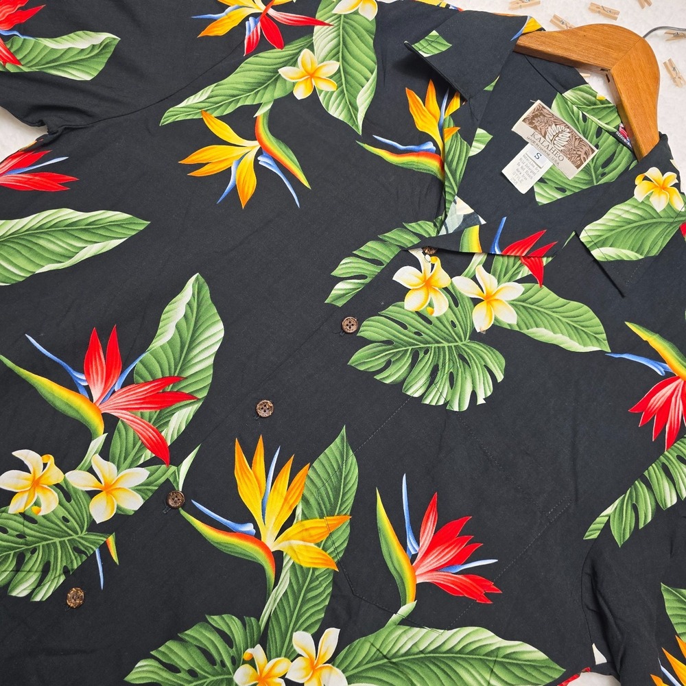 Kalaheo Hawaiian Shirt Size S Black Tropical Floral‎ Birds of Paradise Aloha